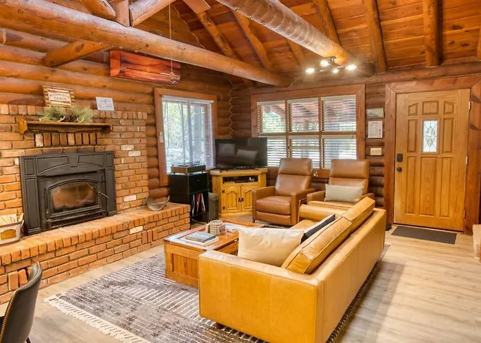 Charming Log Cabin In Tall Pines With Fire Pit Near Trails & Lake