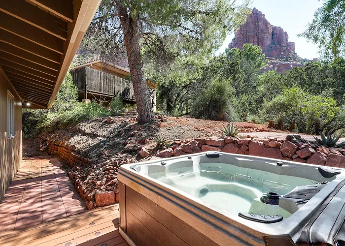 Hot Tub & Mountain Views: Spacious Home In Sedona