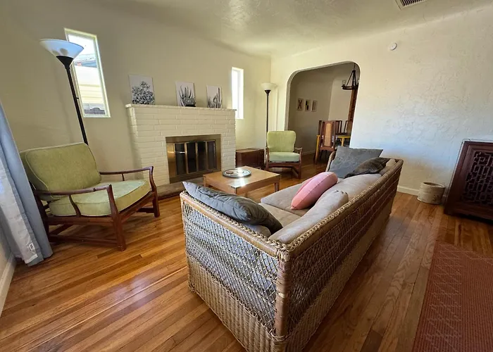 3Br Retreat With Pool In Central Tucson, Near Ua