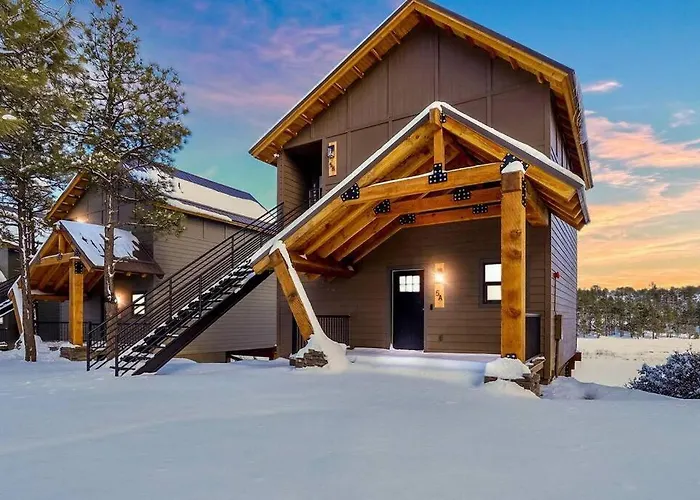 Luxury Cabin Getaway!