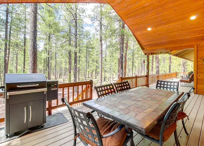 Large Backyard & Playset: Family Cabin In Pinetop!