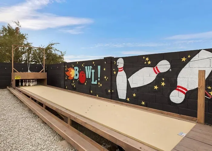 Lux Fun Zone Home - Sleeps 16