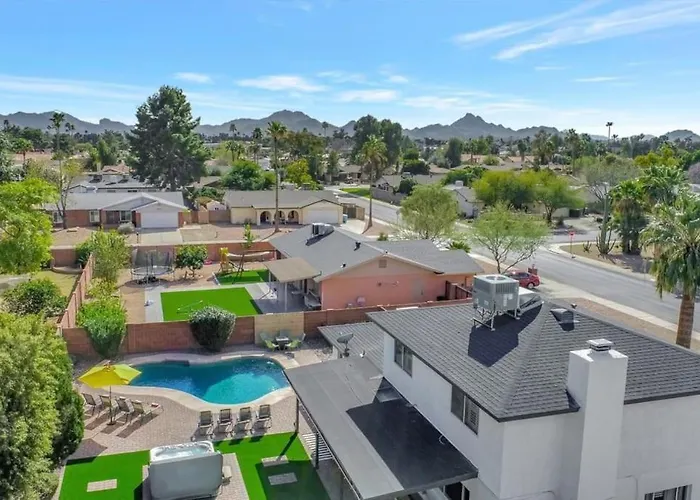 Wild West Palomino By Paseohomesaz With Pool & Spa
