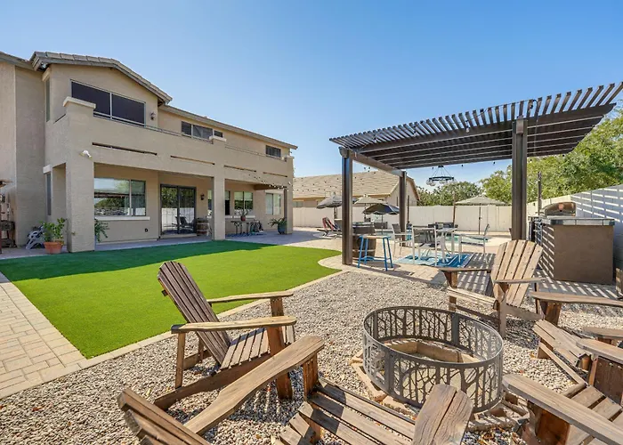 Family-Friendly Retreat W/ Pool - Near Westgate!