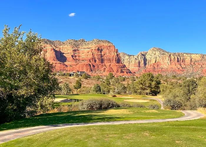 Golf On-Site And Relax Poolside! Canyon Mesa Retreat