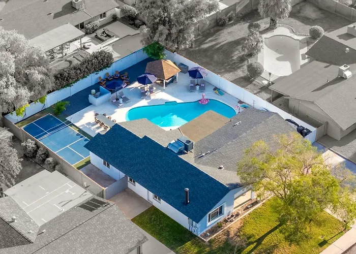 Pickleball Palace Fun Your Unique Az Getaway