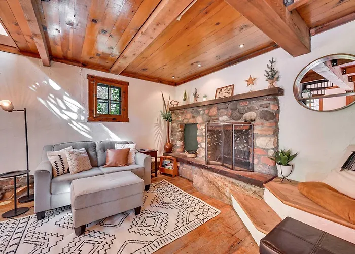 Patio & Mtn Views: Peaceful Sedona Retreat