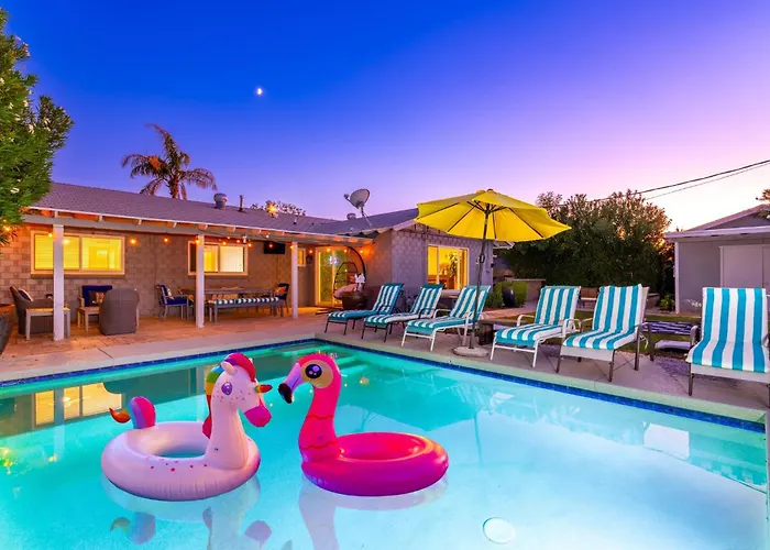 Ultimate, Scottsdale Getaway! Pool, Bbq, Sleeps 14