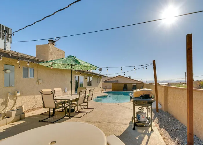 2 Mi To Lake Havasu: Pet-Friendly Home
