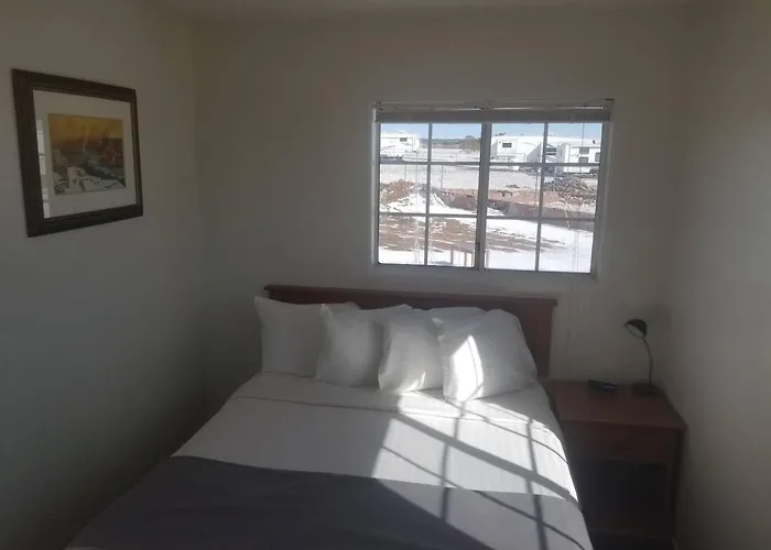 012A Affordable Getaway Near South Rim Sleeps 2