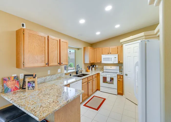 ~ 5 Mi To Beach & Golf: Lake Havasu City Home
