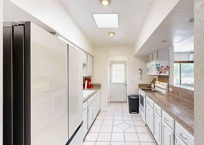 Dog-Friendly Home W/ Fenced Yard In Sierra Vista!