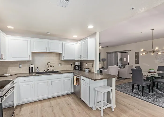 Stunning 3 Bedroom In The Heart Of Scottsdale