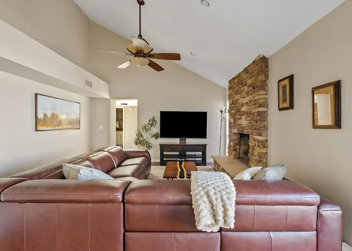 Tempe 2Br - Community Pool, Courtyard & Workspace