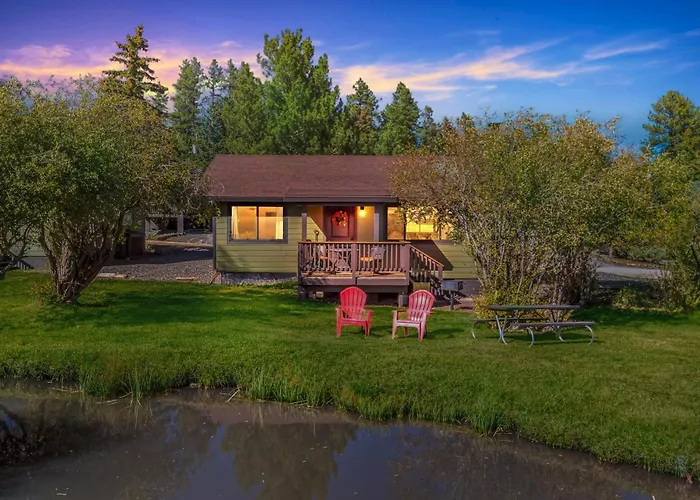 Cozy Cabin Retreat With Scenic Views Cabin