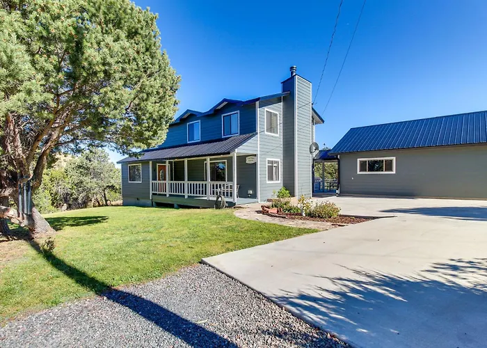 Eagar Vacation Rental Home W/ Spacious Deck!