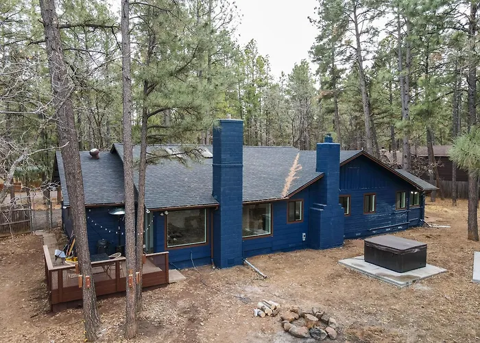 Rainbow Lake Retreat With Hot Tub And Sauna