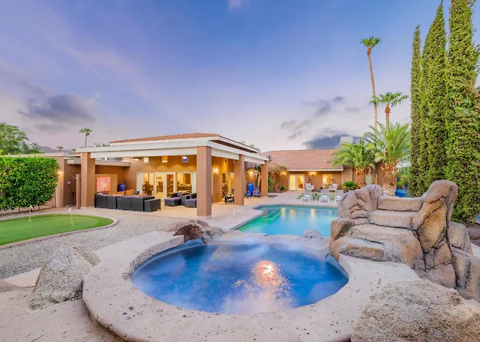Luxury Estate, Heated Pool, Pickleball Court, More