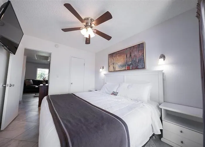 102 -Fully Furnished 1Br Suite-Prime Location