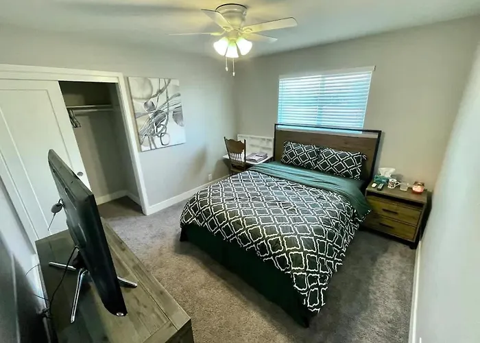 Clubhouse 1316 - Suite 1 In Shared Home