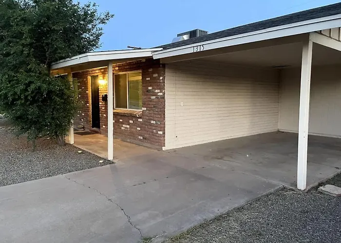 Unity House - Suite 1 In Shared Home
