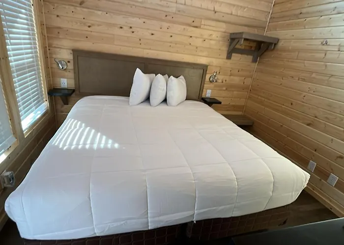 061B Grand Canyon South Rim Chalet With King Bed