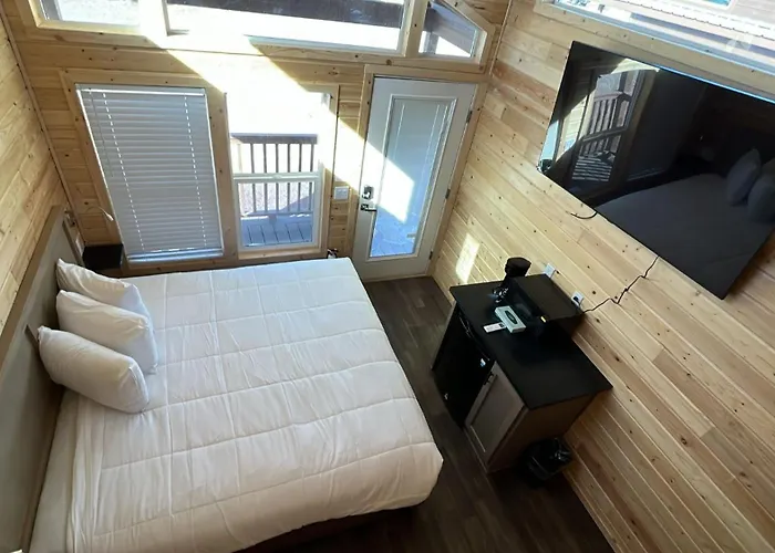 061A Brand New Cozy Cabin With Loft & King Bed Near Grand Canyon South Rim