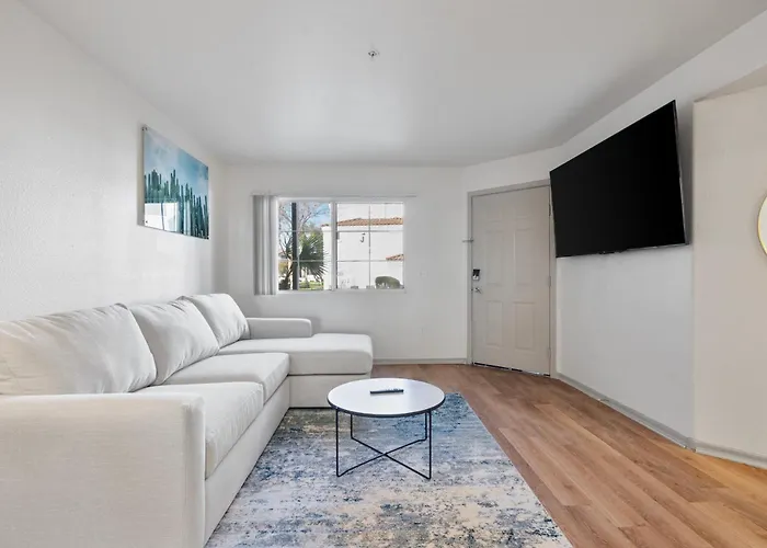 Ultimate Tempe Getaway 2Br, Arcade, Free Parking And Pool
