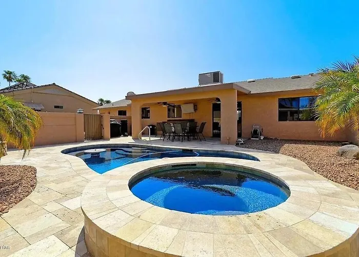 Havarelaxing Stay Pool Spa 7Mintobridge