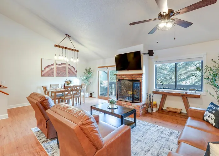 Cozy Flagstaff Condo In Country Club Community!