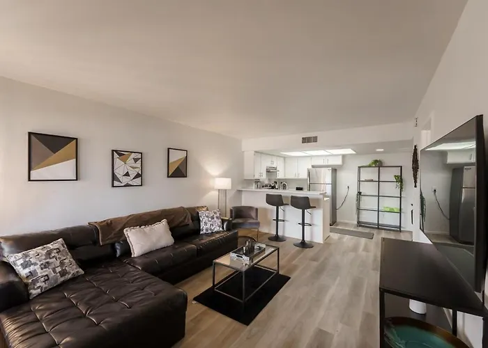 Elegant Mesa Dobson 1 Bedroom