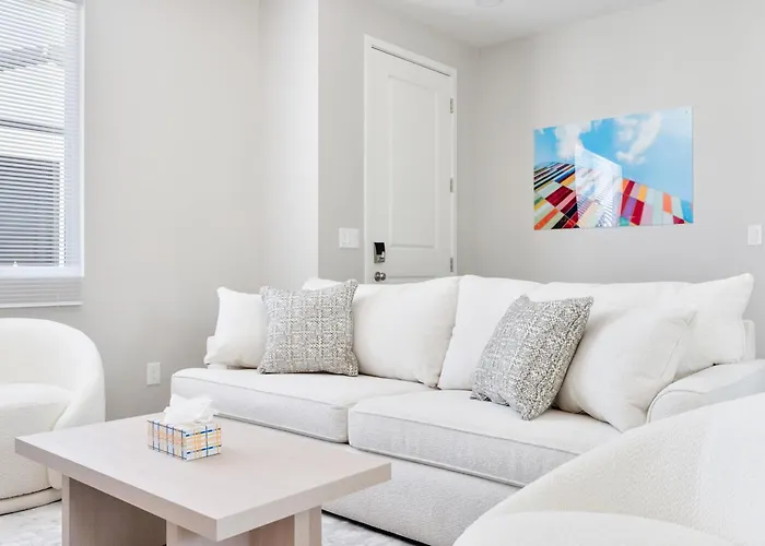 Stylish 2B2B Comfort Suite