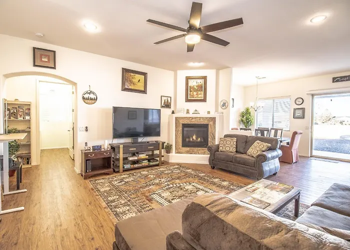 Cozy Granville Retreat With Modern Amenities, Nearby Scenic Trails & Pristine Lakes Of Prescott Home