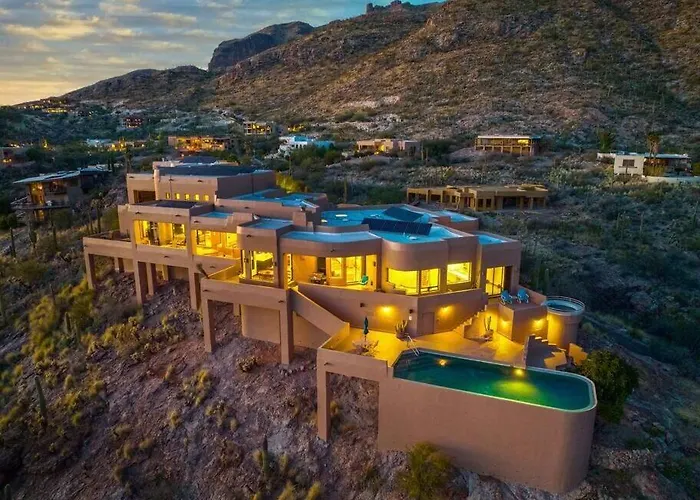 The Schloss 5Bd Hilltop Estate