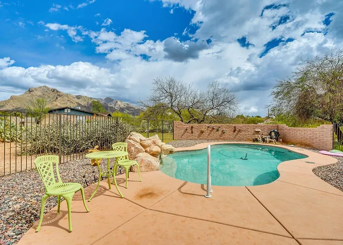 Peaceful Tucson Home W/ Pool: 10 Mi To Downtown!