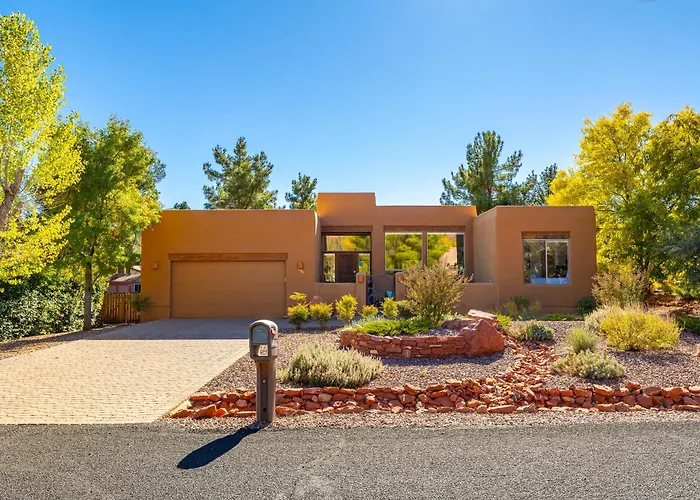 Thunder Mountain Retreat Hot Tub • Fire Pit • Red Rock Views