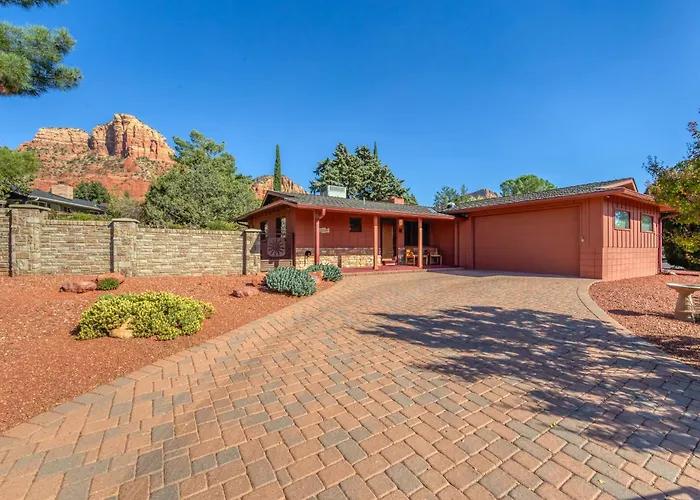 Spectacular House With 2 Master Suites In Sedona'S High End Subdivision Living!