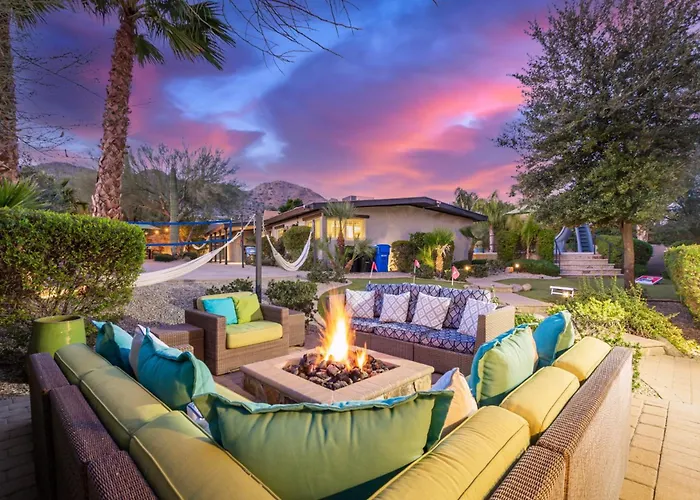 Beach House Feel In The Desert Family Mini Resort 2932