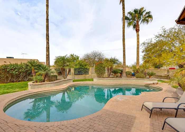 Horsey Hideaway: Ranch House In Cave Creek!