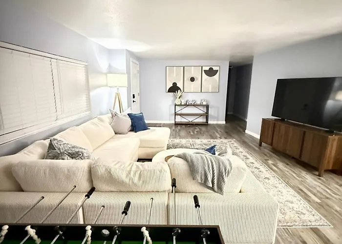 Page Lake House,Freshly Remodeled,Central, Boat Parking