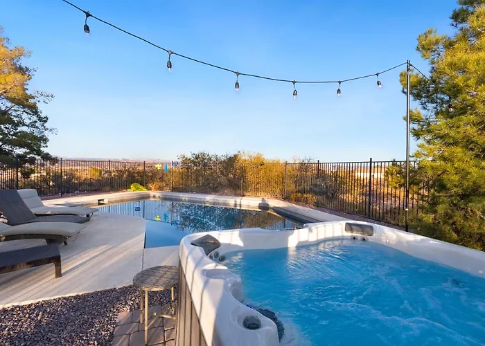 Heated Pool And Jacuzzi, Scenic Mountain View, Lux And Cozy,