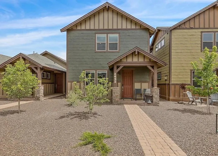 Mountain Retreat In The Pines