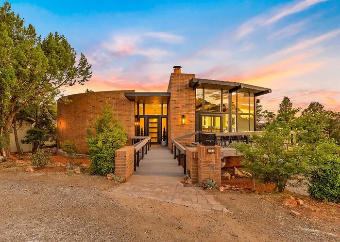The Speakeasy: Brand New Pool, Hot Tub, Sauna, Cold Plunge
