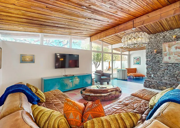 Lounge Poolside: Scottsdale Gem W/ Game Room!