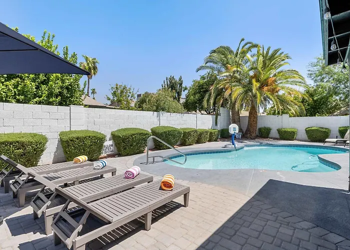 Spring Song Home - Location Style Pool Firepit Bbq