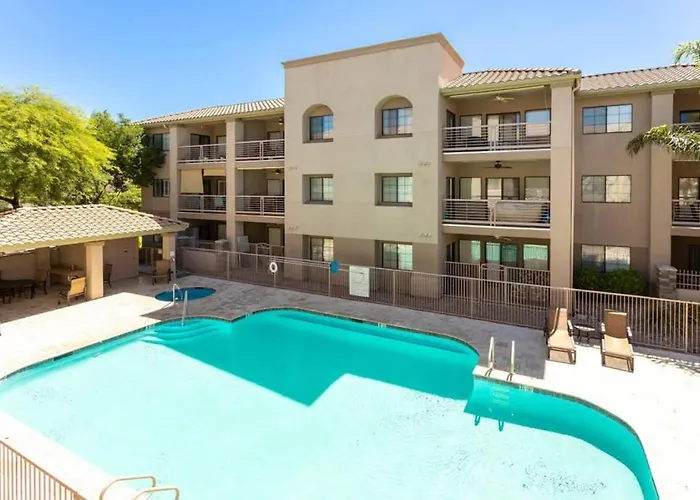 Saguaro Sunrise -Luxe Condo With Balcony & Pool