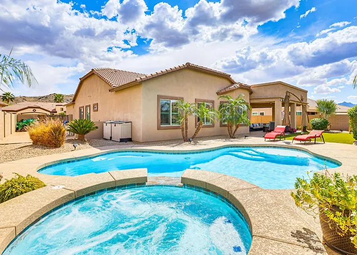 Backyard Oasis W/ Fire Pit: Laveen Village Retreat