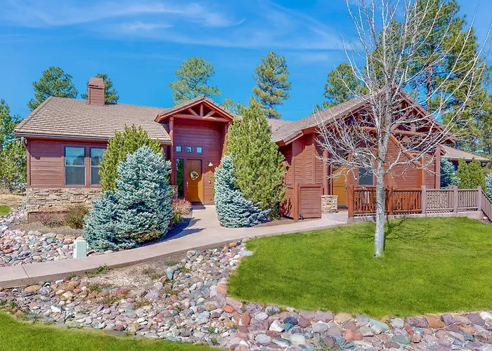 Golf, Trails & Lakes! Show Low Home W/ Bonus Suite