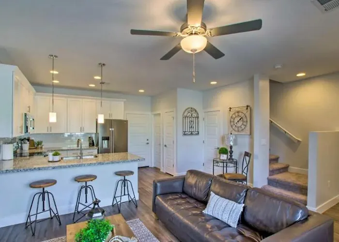 Modern Farmhouse Mesa Retreat