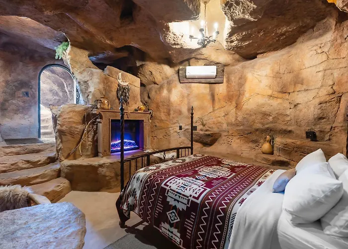 Cave Dwellers- Zions' Only Hand-Sculpted Cave